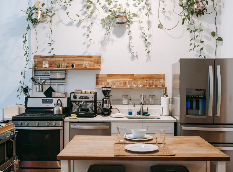 Creating Your Dream Home: Must-Have Kitchen Gadgets and Essentials